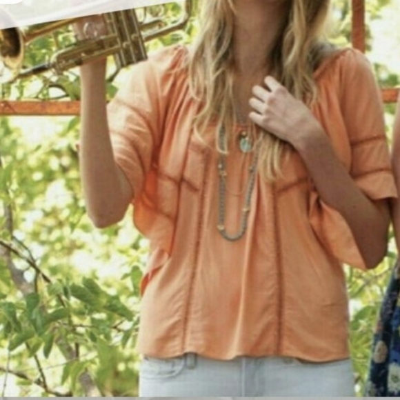 Anthropologie Tops - Anthropologie The Addison Story In Flight Flounce Blouse Small *C5